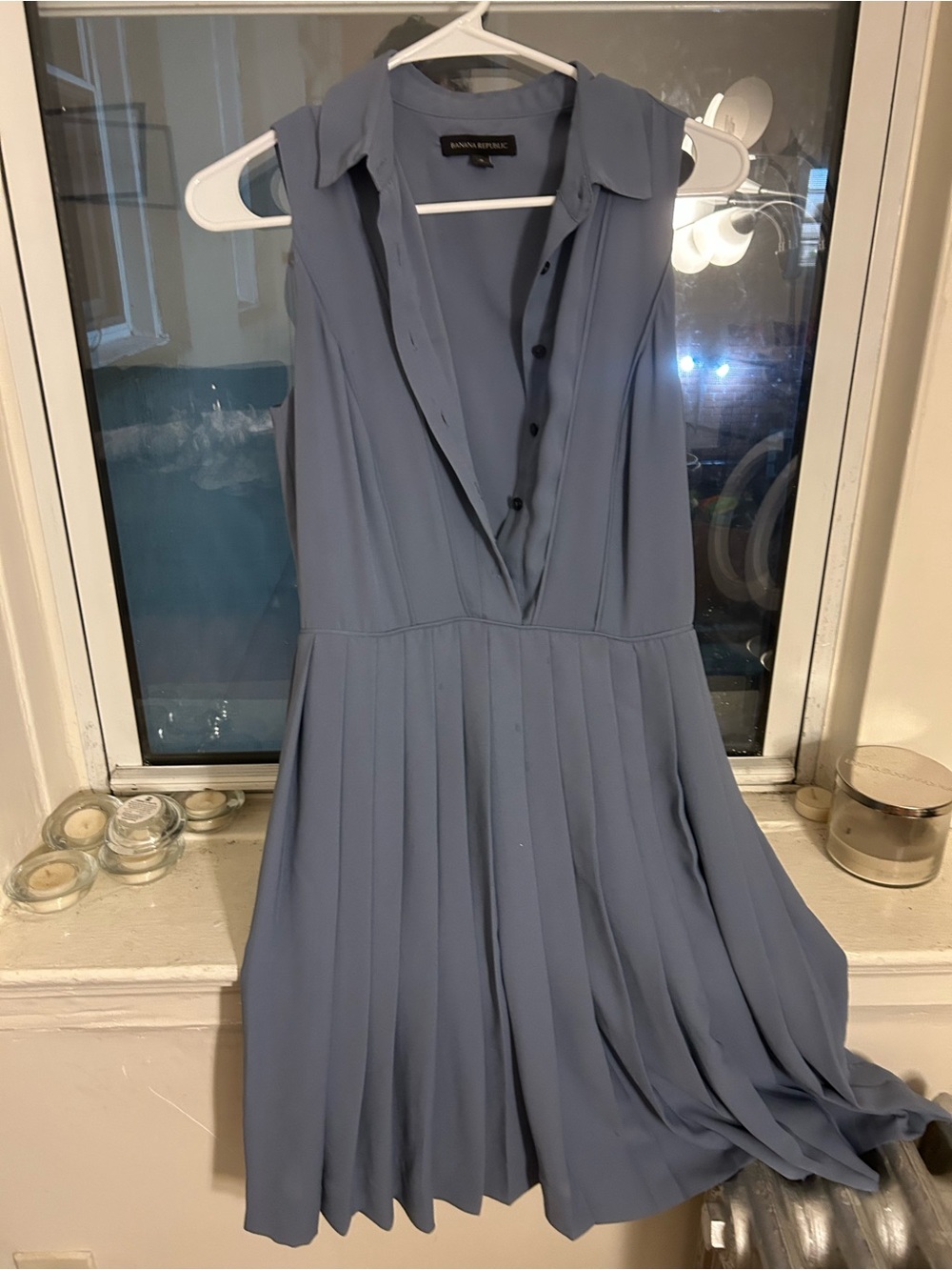 Banana Republic Sleeveless Pleated Midi Dress in Dusty Blue
